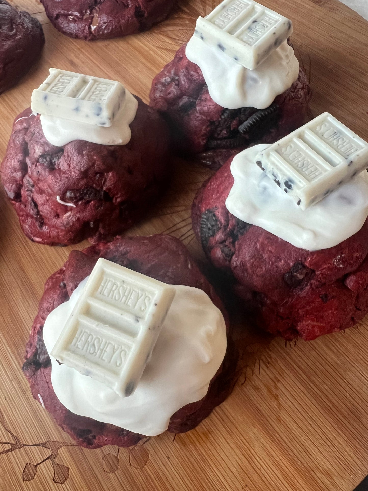 Oreo cream Red velvet